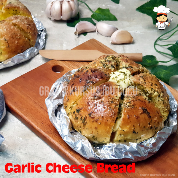 01_garlic_cheese_bread