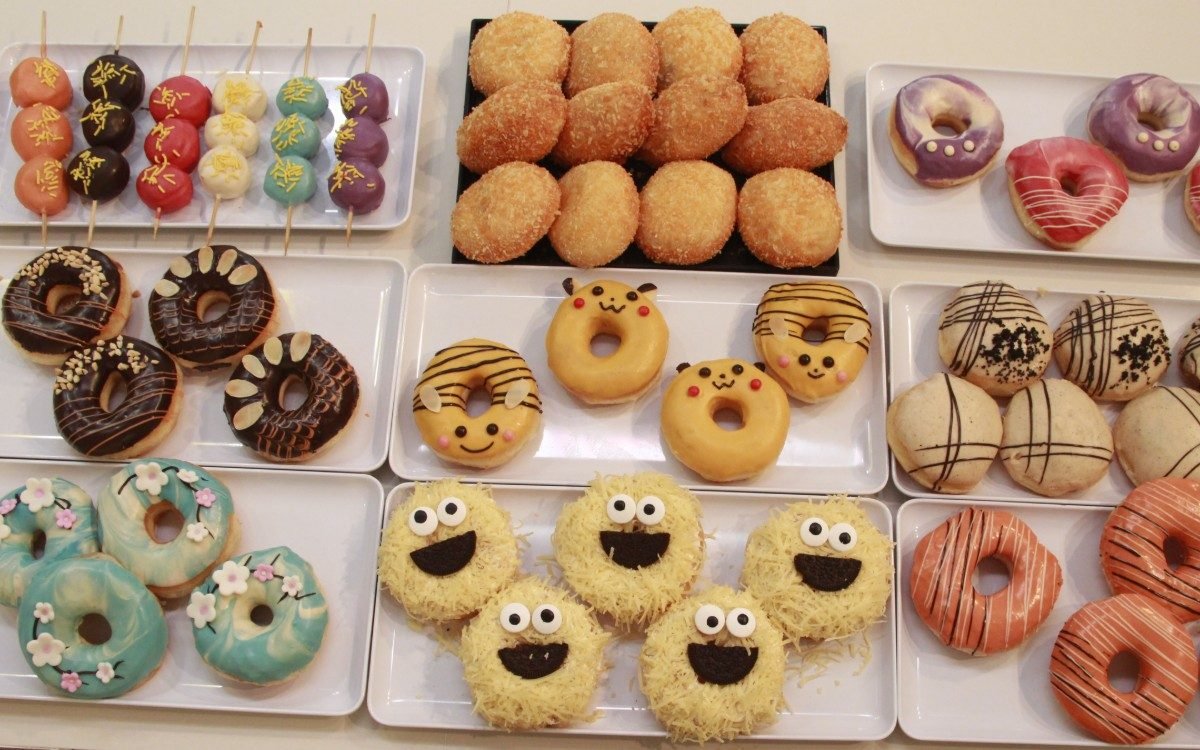 Online Class Donat Character